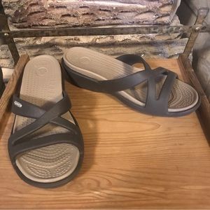Crocs Patricia II wedge heel slip on open toe sandal espresso brown slide size 6